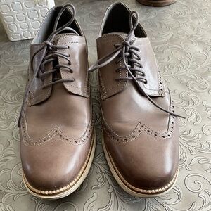 Cole Haan OriginalGrand Men’s Wing Tip Loafer. Size 11.5